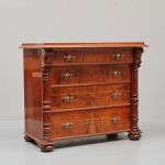 1073 9262 CHEST OF DRAWERS